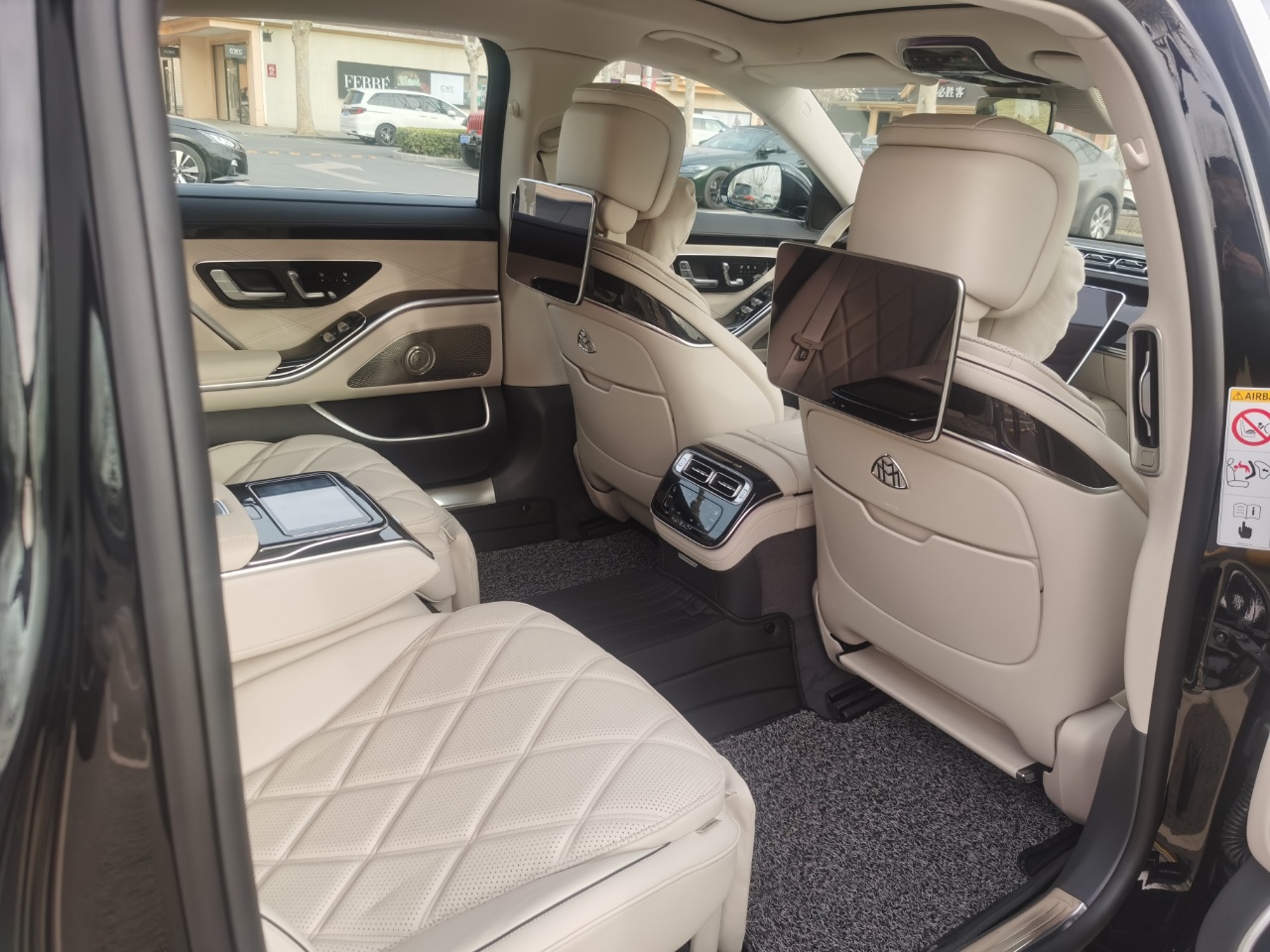luxury car
