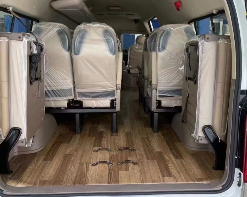 17 seats Van